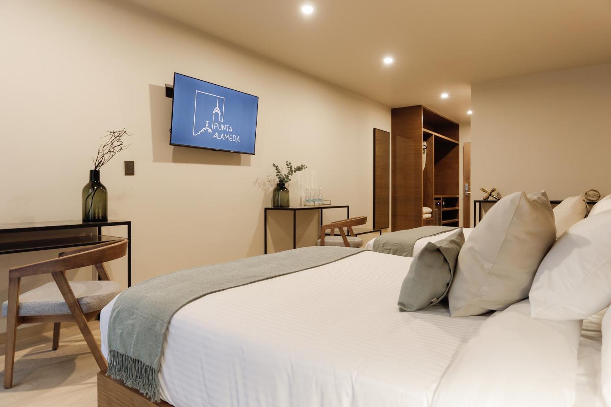 Homestay Punta Alameda Mexico City